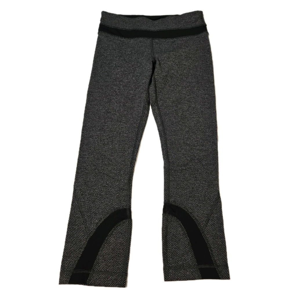 Lululemon Run: Inspire Crop II Luxtreme Crop Leggings Herringbone Pattern Size 4